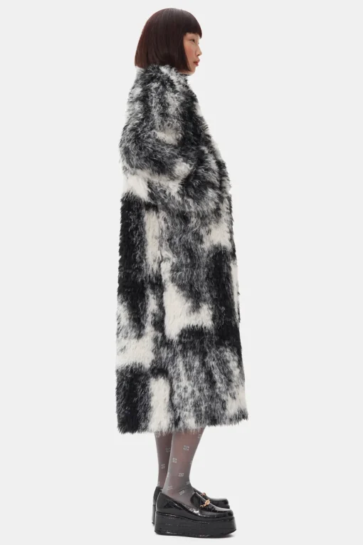 GANNI Kåper & Jakker<and White Faux Fur-kåpe Black